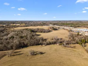 Lindale, TX 75771