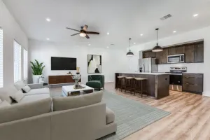 Waxahachie, TX 75165