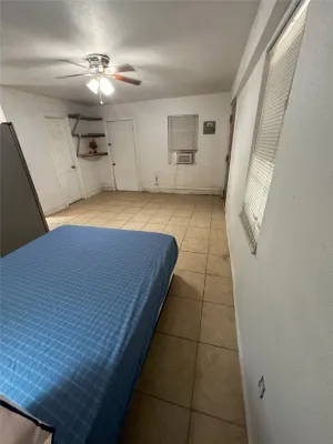 Dallas, TX 75215