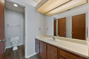 Euless, TX 76039