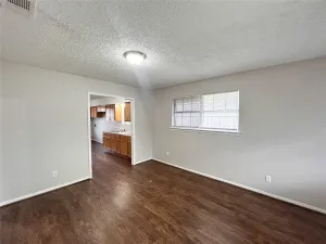 Ennis, TX 75119