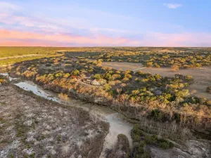 Hunt, TX 78024