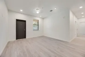Haltom City, TX 76117