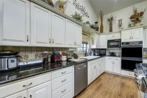 Whitesboro, TX 76273