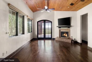 Spicewood, TX 78669