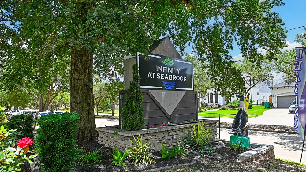 Seabrook, TX 77586
