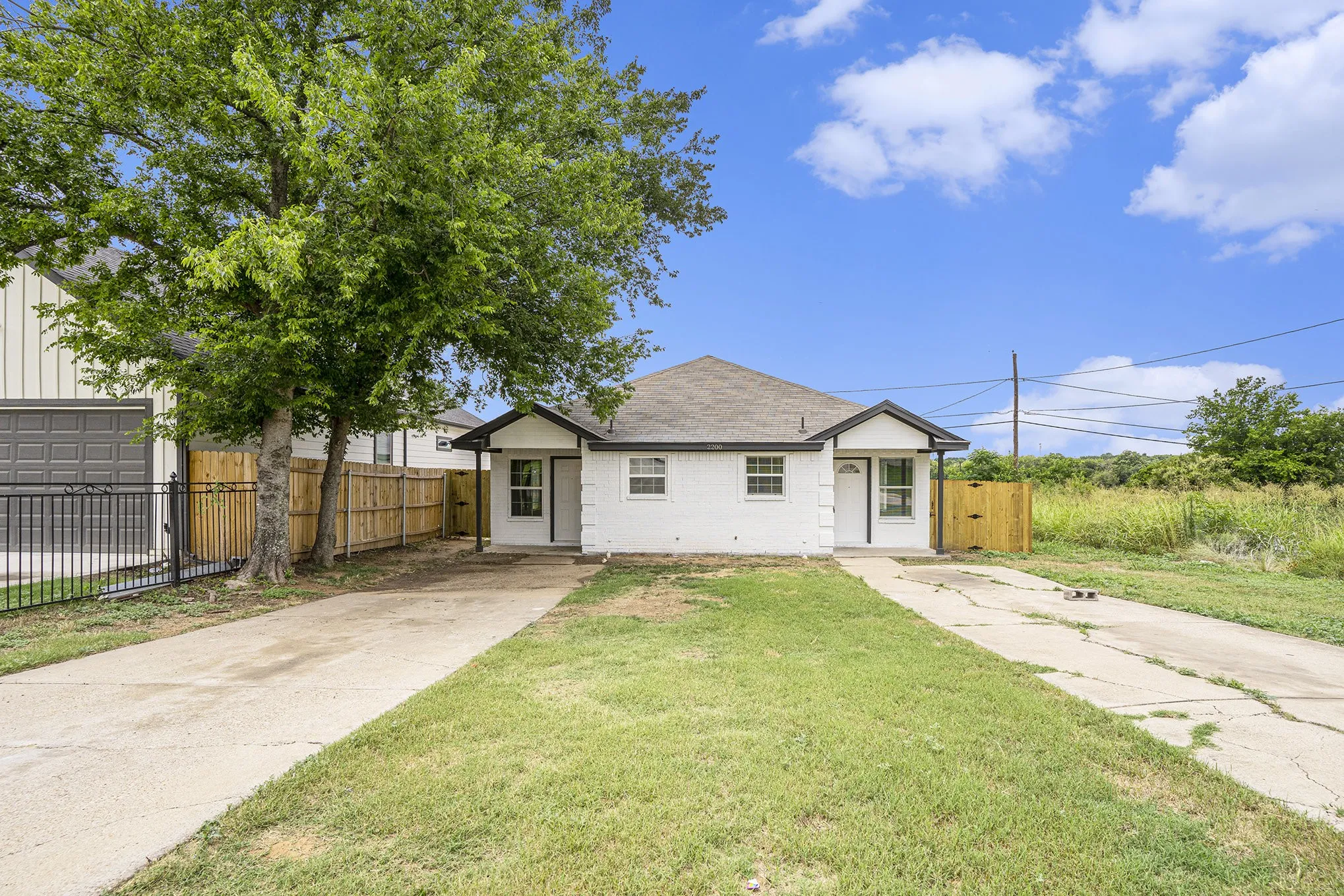 Fort Worth, TX 76105
