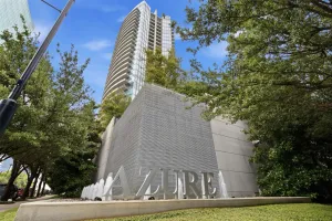 Dallas, TX 75201