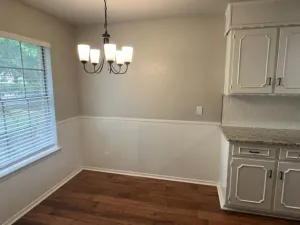 Cleburne, TX 76033