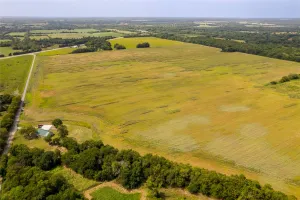 Bonham, TX 75418