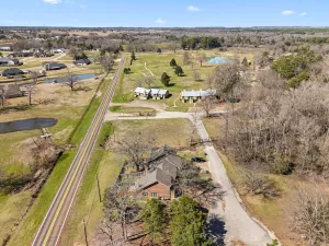 Lindale, TX 75771