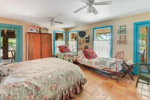 Spicewood, TX 78669