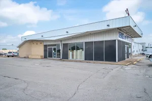Terrell, TX 75160
