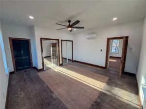 Collinsville, TX 76233