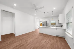 Greenville, TX 75402