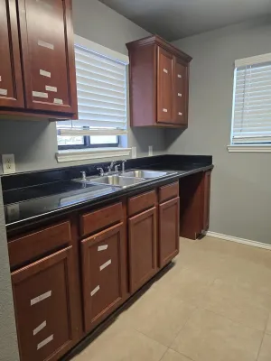 Fort Worth, TX 76104