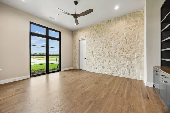Bartonville, TX 76226