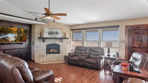 Maypearl, TX 76064