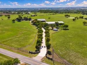 Cleburne, TX 76033