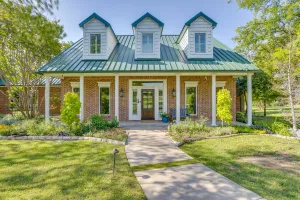 Hudson Oaks, TX 76087