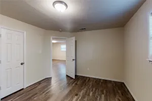 Fort Worth, TX 76115