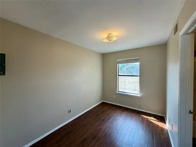Denton, TX 76201