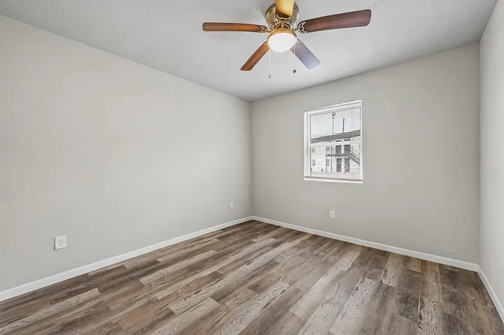 Van Alstyne, TX 75495