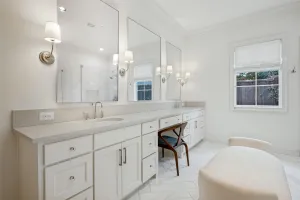 Highland Park, TX 75209