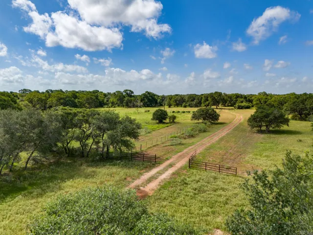 Eagle Lake, TX 77434