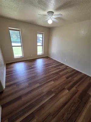 Granbury, TX 76048