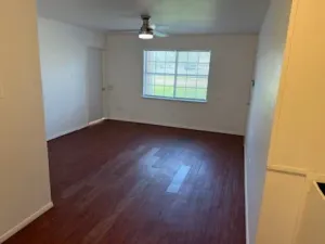 Arlington, TX 76010