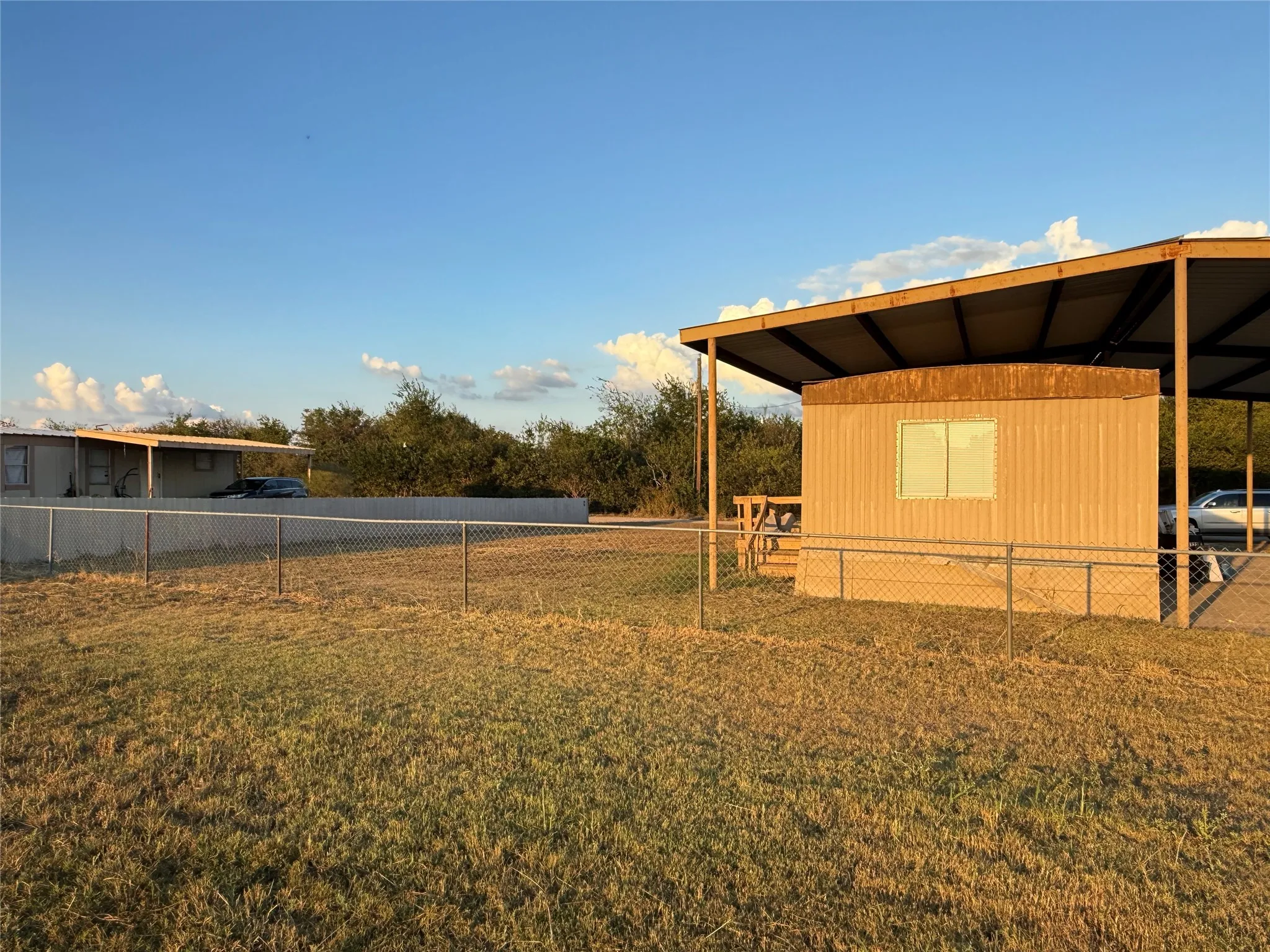 Waxahachie, TX 75167
