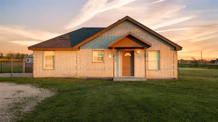 Maypearl, TX 76064