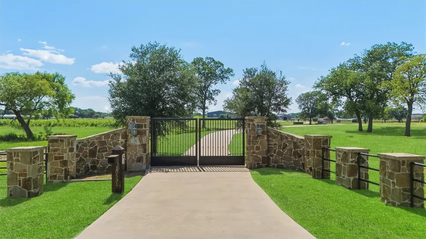 Pilot Point, TX 76258