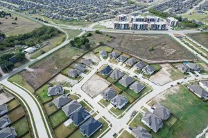 Waxahachie, TX 75165
