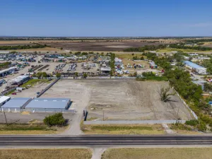 Waxahachie, TX 75165