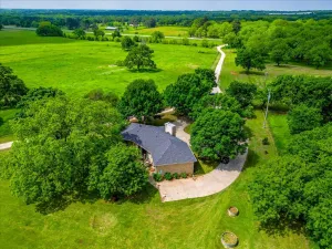 Covington, TX 76636