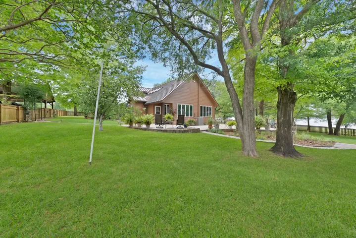 Kerens, TX 75144