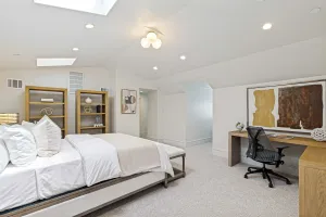 Highland Park, TX 75205
