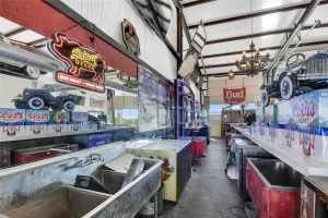 Weatherford, TX 76085