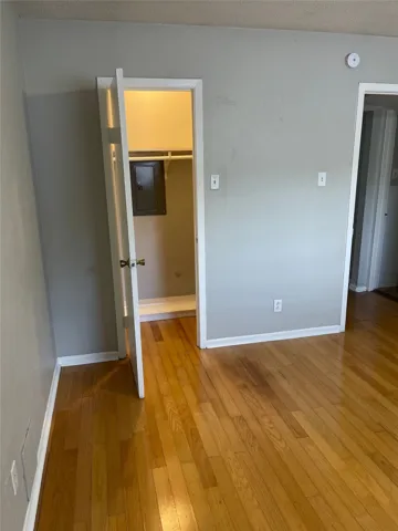 Dallas, TX 75214