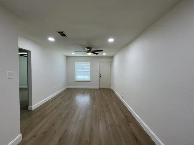 Arlington, TX 76010