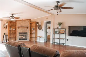 Itasca, TX 76055