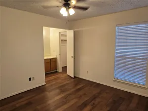 Cleburne, TX 76033