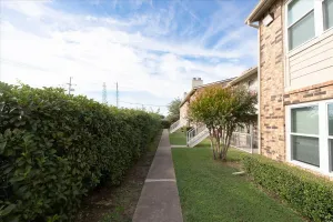 Carrollton, TX 75006
