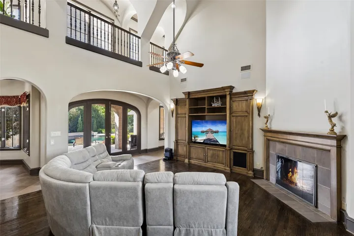 Lewisville, TX 75056