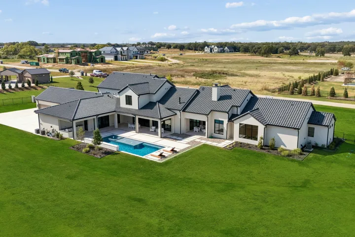 Bartonville, TX 76226