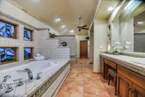 Horseshoe Bay, TX 78657