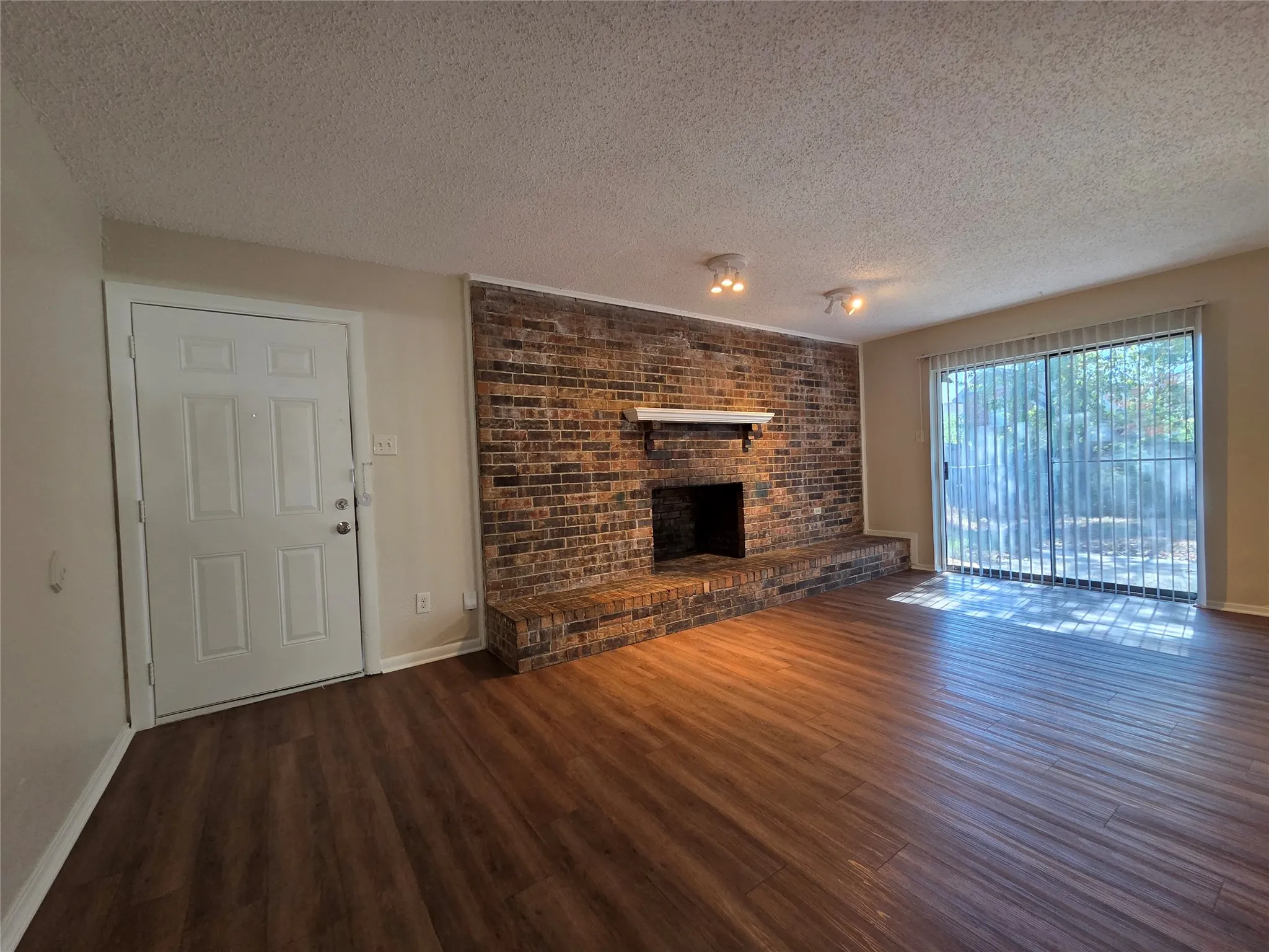 Seagoville, TX 75159