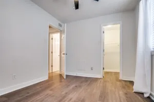 Dallas, TX 75206